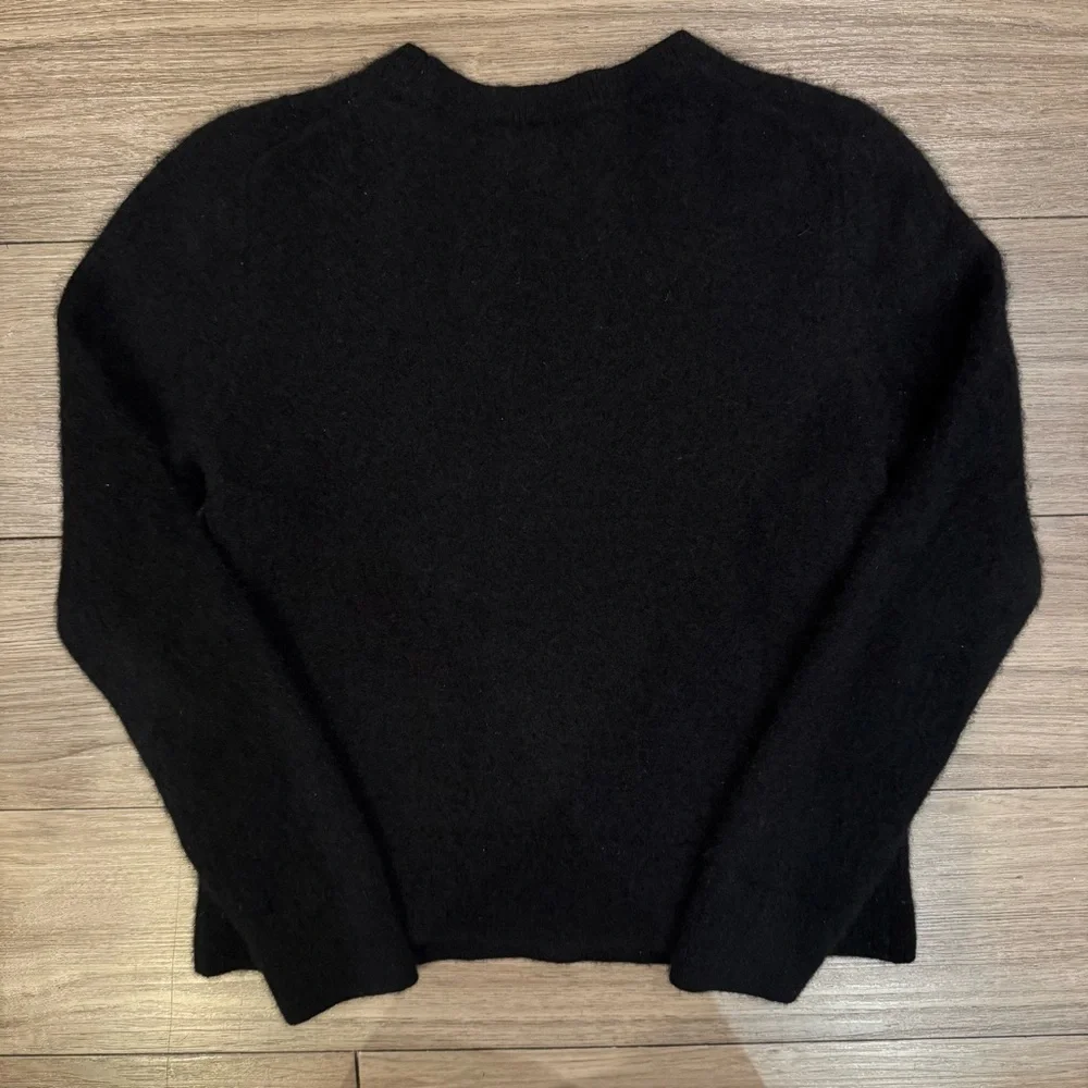 Quince Black Mongolian Cashmere Crewneck Fuzzy Sweater Size S - Picture 9 of 11